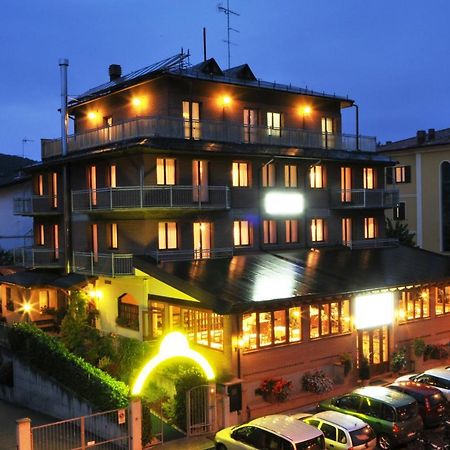 פבולו נל פריגניאנו Hotel Ferro Di Cavallo מראה חיצוני תמונה
