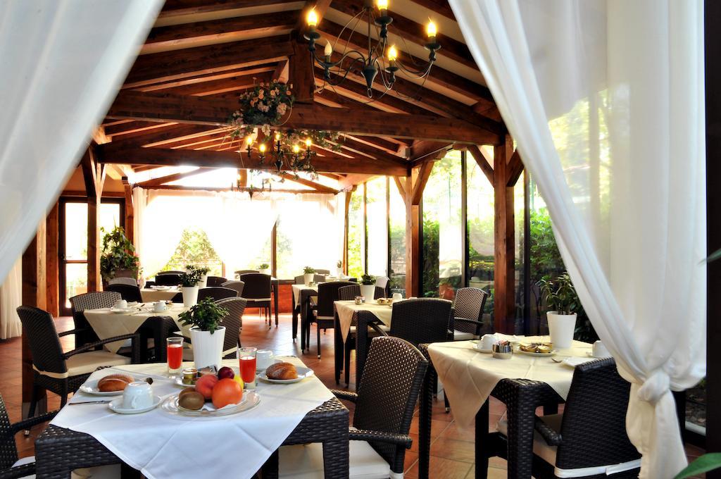 פבולו נל פריגניאנו Hotel Ferro Di Cavallo מראה חיצוני תמונה
