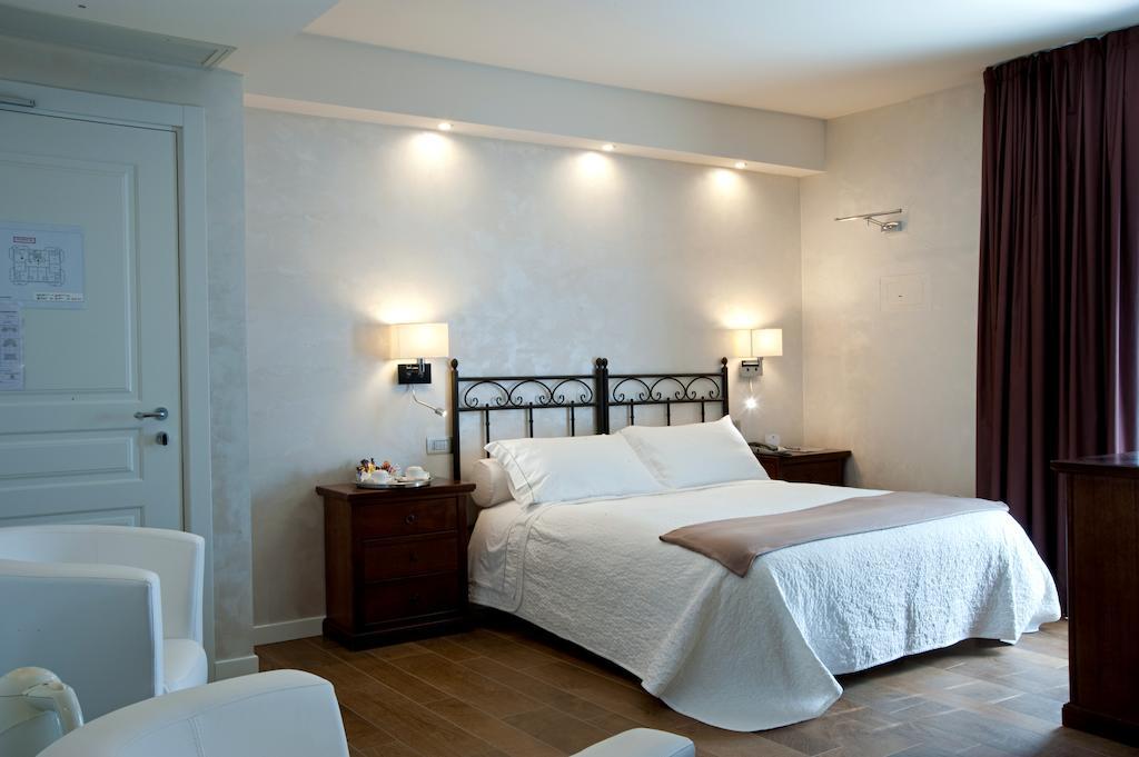 פבולו נל פריגניאנו Hotel Ferro Di Cavallo חדר תמונה